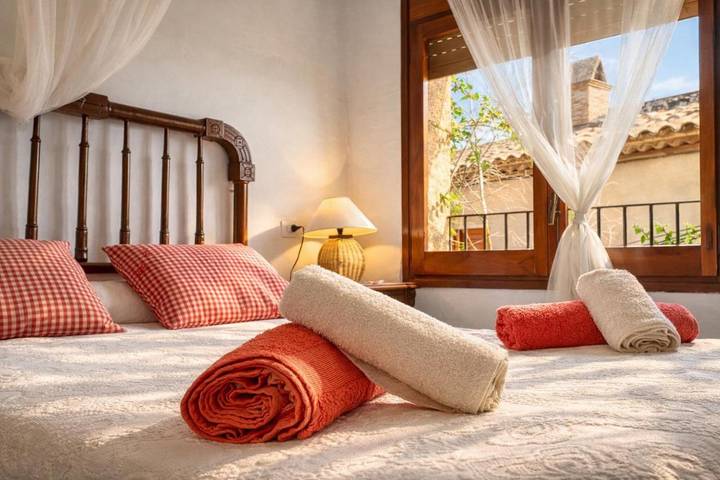 Casa rural para 4 personas, con vistas en Noguera - 2