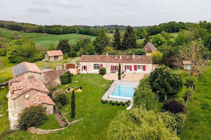Location de vacances pour 10 personnes, avec jardin et jacuzzi à Villamblard - 4