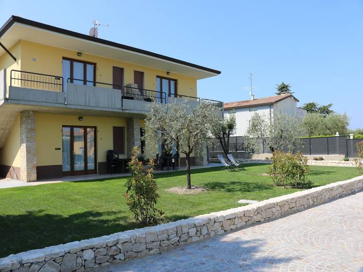Ferienhaus für 4 Personen, mit Balkon/Terrasse und Pool in Lazise - 2