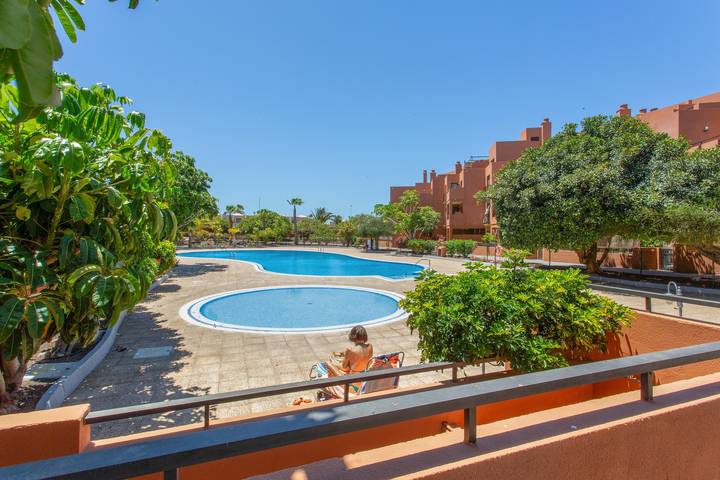 Apartamento para 4 personas, con jardín en La Tejita