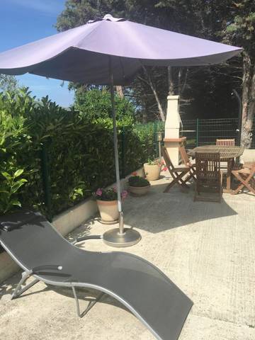 Location de vacances pour 5 personnes, avec vue et jardin à Rogliano