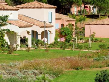 Gîte pour 6 personnes, avec jardin, animaux acceptés à Homps