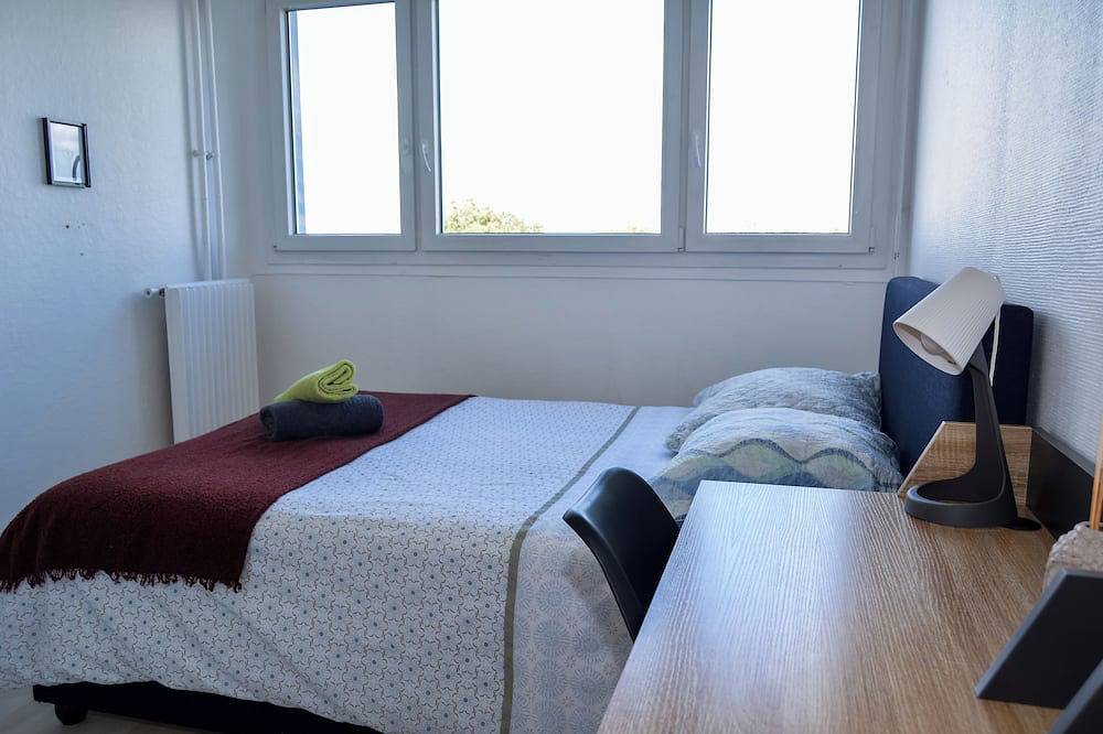 Appartement entier, Appartement spacieux proche de Paris et l'aéroport Charles De Gaulle in Sevran, Seine-Saint-Denis