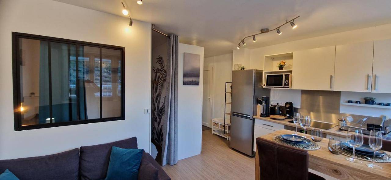 Appartement entier, One-Bedroom Apartment in Linas, Essonne