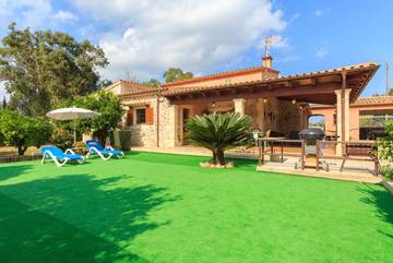 Chalet in Pollença, Serra de Tramuntana für 6 