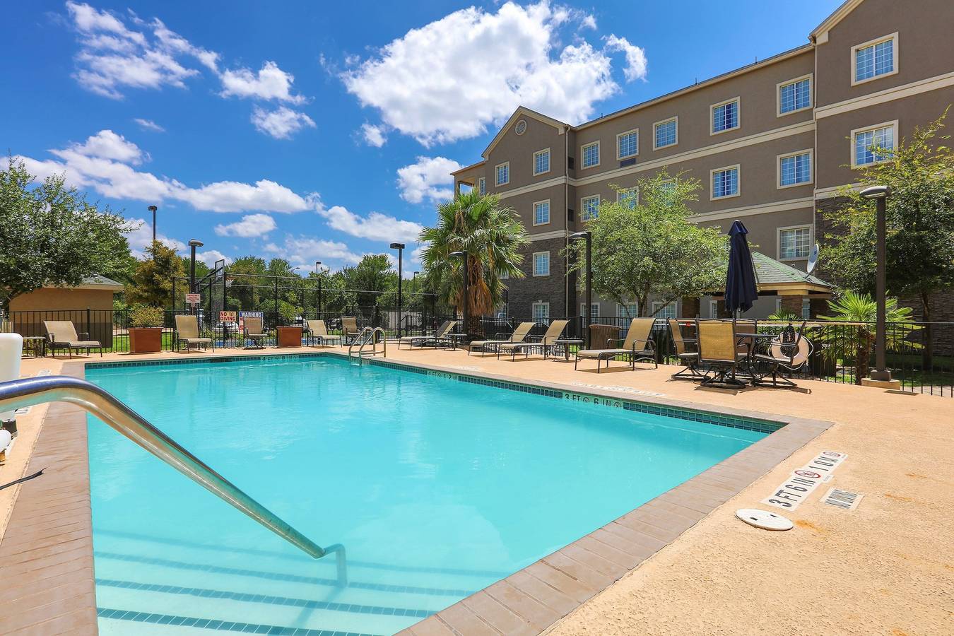 Apartamento entero, Staybridge Austin Airport in Austin, Condado de Travis
