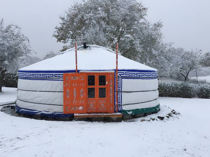 Camping pour 6 personnes, avec jardin, adapté aux familles en Auvergne - 4