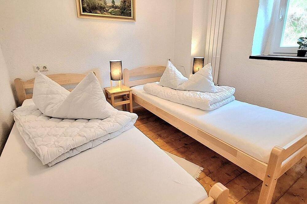 Ferienhaus Enztal (bis 14 Personen) - Südeifel Familien- u. Gruppenferienhäuser in Zweifelscheid, Eifelkreis Bitburg-Prüm