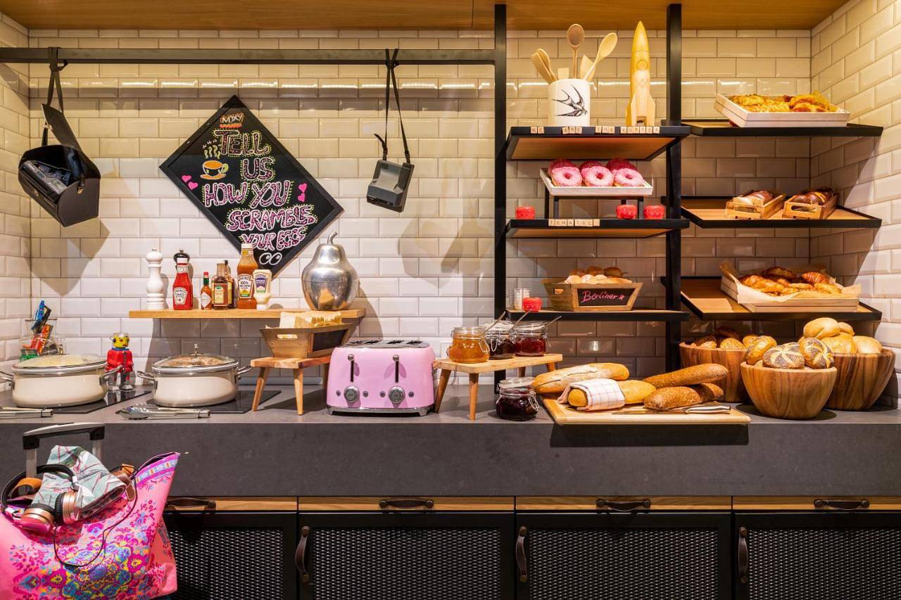 Moxy Munich Messe in Aschheim, Oberbayern