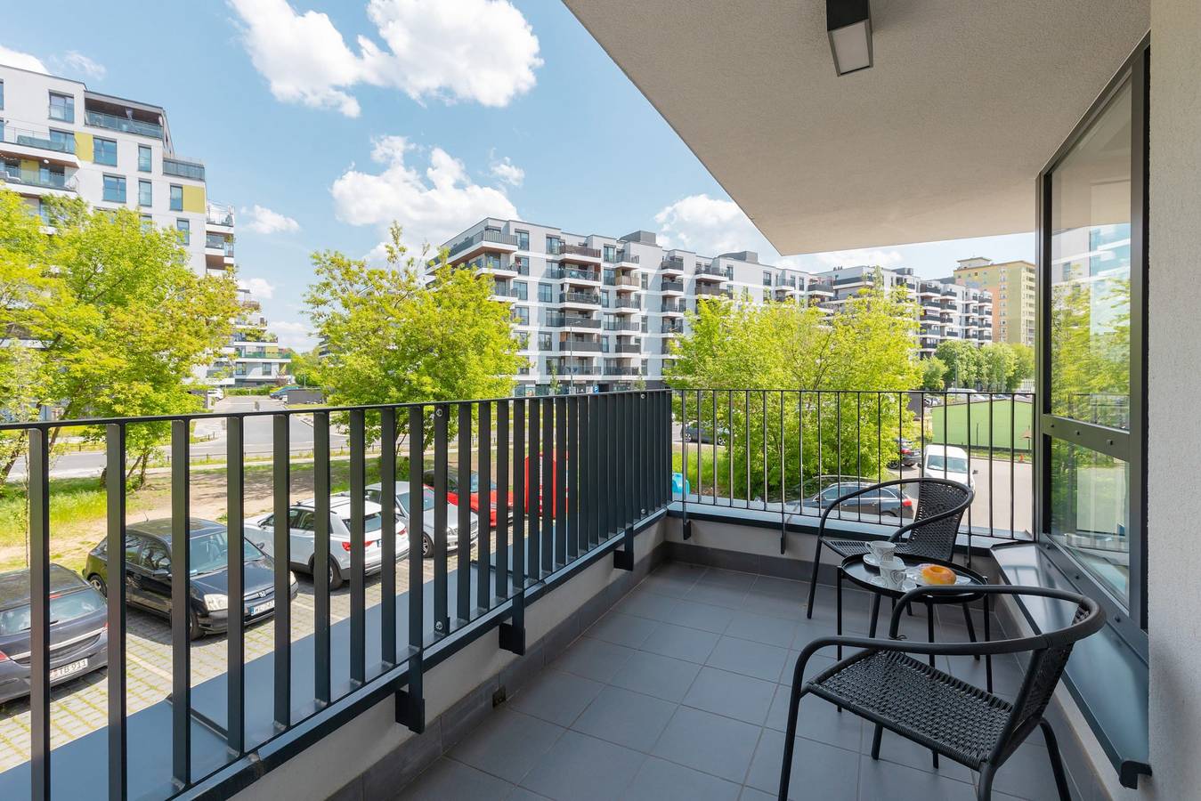 Cały apartament, Family Apartment with Parking | Balcony and Workspace in Białołęka, Warszawa