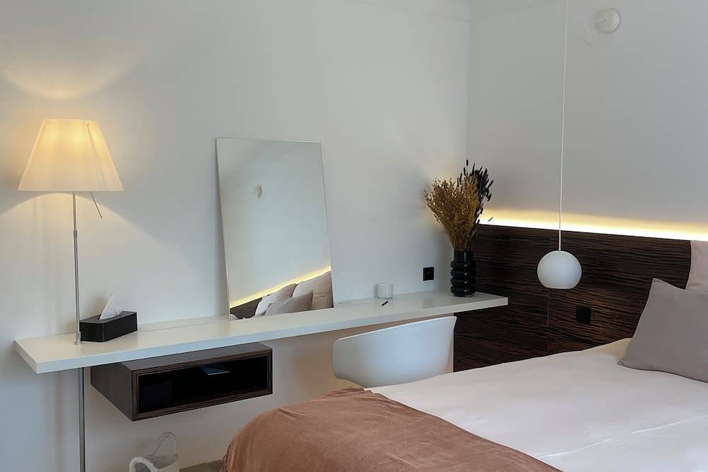 Villa Lety Piscine & Jacuzzi - 6 rooms - 300m sea 20 min walk Saint-Tropez in Gassin, Mittelmeerküste (Frankreich)