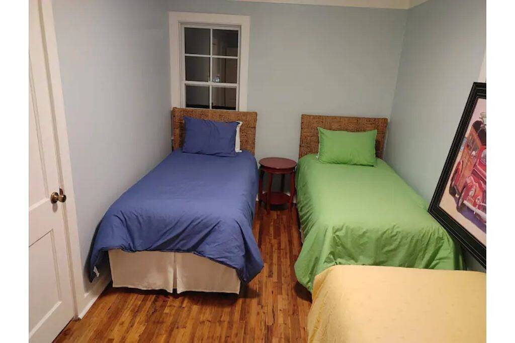 Beaufort Coastal Cottage Downtown!3bedroom 5beds! in Beaufort, Beaufort County