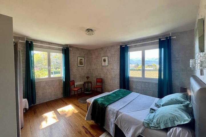 Location de vacances pour 9 personnes, avec balcon et piscine à Asson - 4