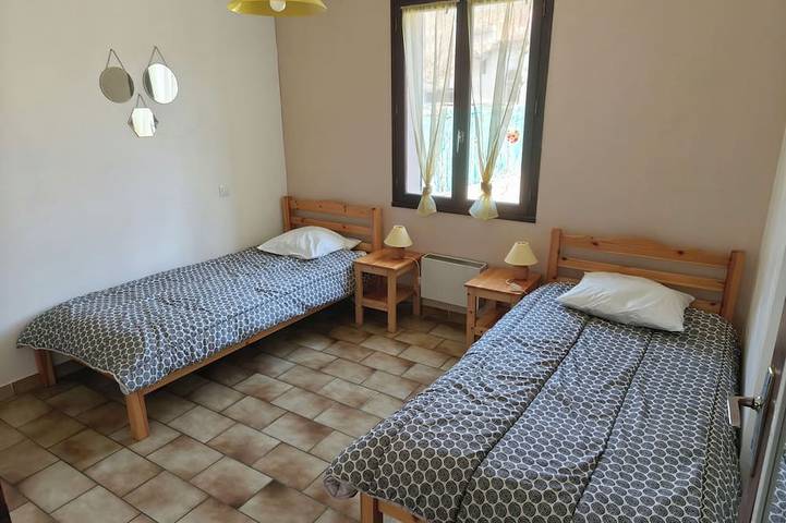Location de vacances pour 4 personnes, avec terrasse et piscine, animaux acceptés à Balazuc - 3