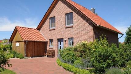 Ferienwohnung für 5 Personen, mit Sauna und Garten sowie Terrasse, kinderfreundlich in Groß Schwansee