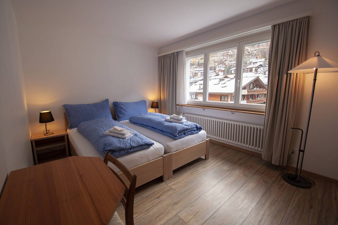 Ganze Wohnung, Ferienwohnung für 4 Personen mit Balkon in Zermatt, Walliser Alpen