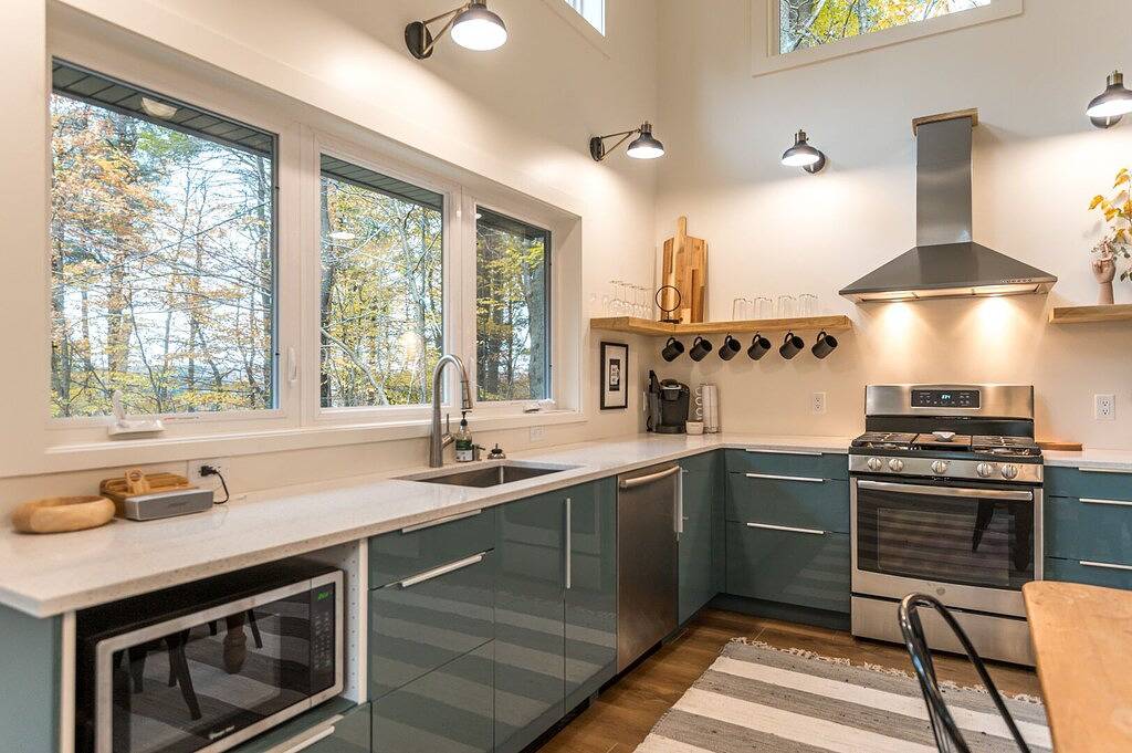 Charming New Berkshires Cottage 🌲 Kamin, Hof & W / D + 7 Minuten zu Otis Ridge in Otis (MA), Berkshire County