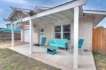 Cabin for 8 Guests in Rockport (Texas), Aransas County, Picture 2