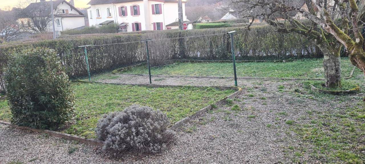 Appartement entier, Apartment with Garden View in Héricourt (Haute-Saône), Haute-Saône