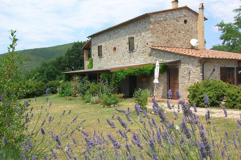 Appartamento vacanze a Val di Cecina a partire da 119€ a notte