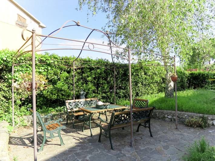 Ferienwohnung für 6 Personen, mit Terrasse und Garten sowie Seeblick am Bolsenasee - 2