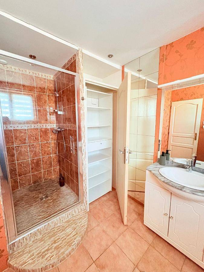 Location de vacances pour 6 personnes, avec vue et jardin à Beuvry - 3