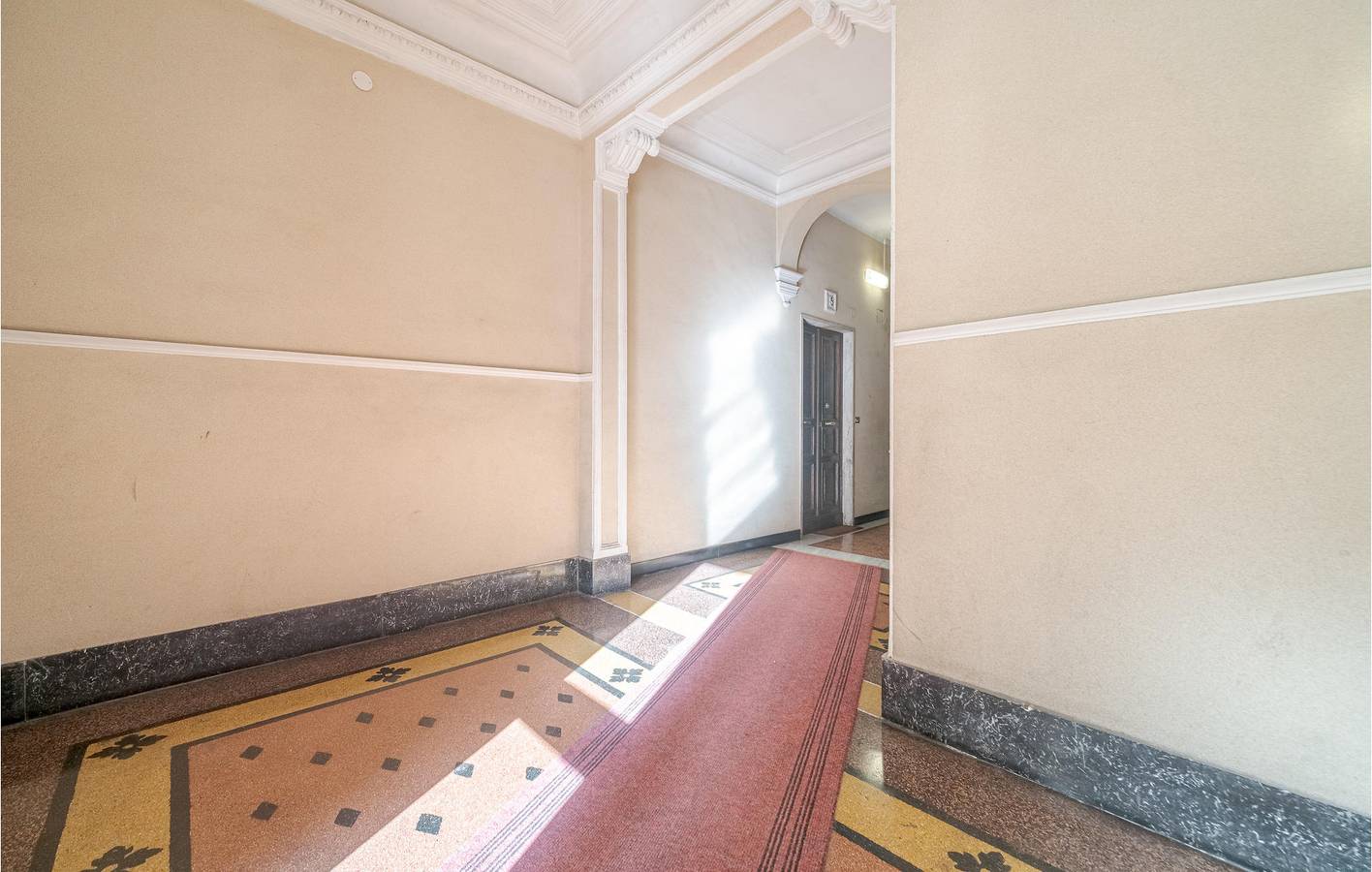 Entire holiday apartment, Beachside Cozy Apartment with AC & Terrace. in Genova (City), Genoa