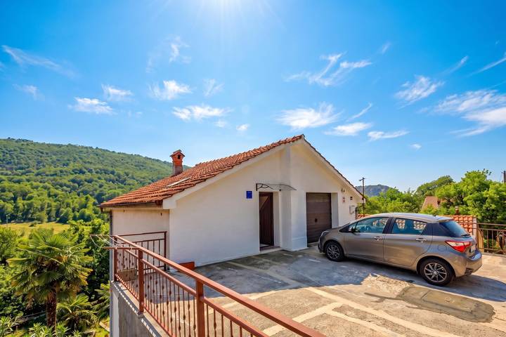 Ferienwohnung für 2 Personen, mit Kinderpool in Rijeka