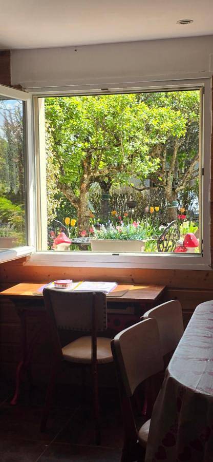 Gîte pour 3 personnes, avec piscine et jardin à Montfaucon (Doubs) - 4