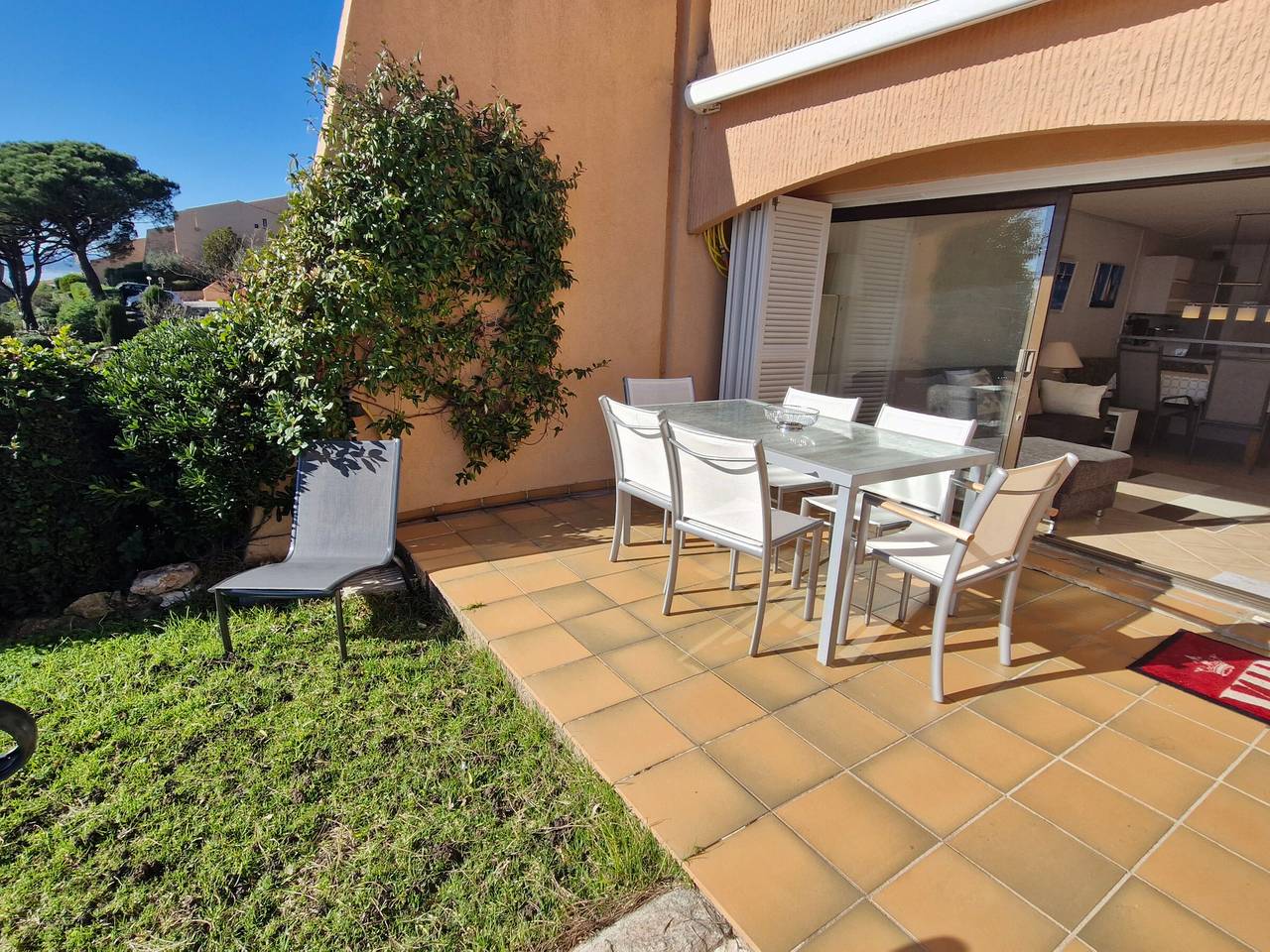 Entire apartment, 3-room apartment with Wifi and terrace in Sainte-Maxime in Sainte-Maxime, Draguignan region