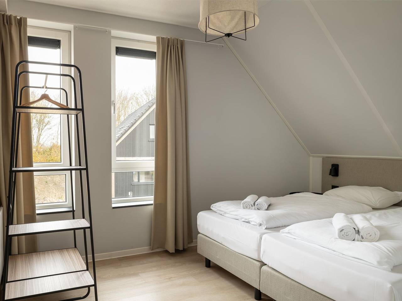 Luxushaus in Nieuwvliet-Bad mit Pool in Nieuwvliet, Zeeuwse Kust