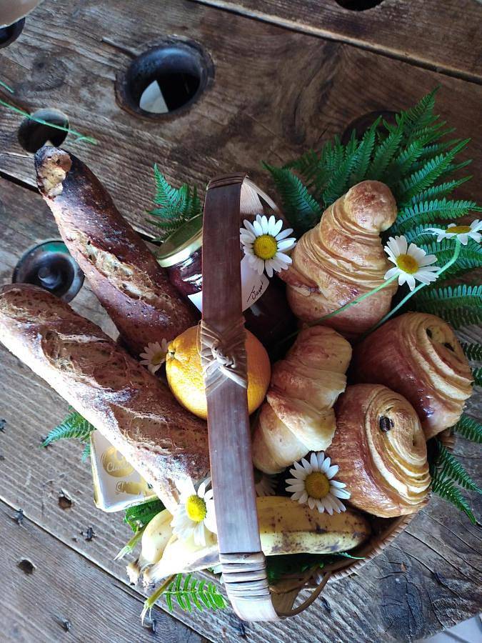 Location de vacances pour 4 personnes, avec piscine ainsi que vue et jardin, adapté aux familles à Sanilhac - 2