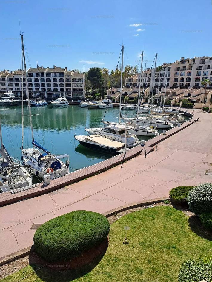 Appartement de vacances pour 4 personnes, avec piscine et terrasse à Cogolin