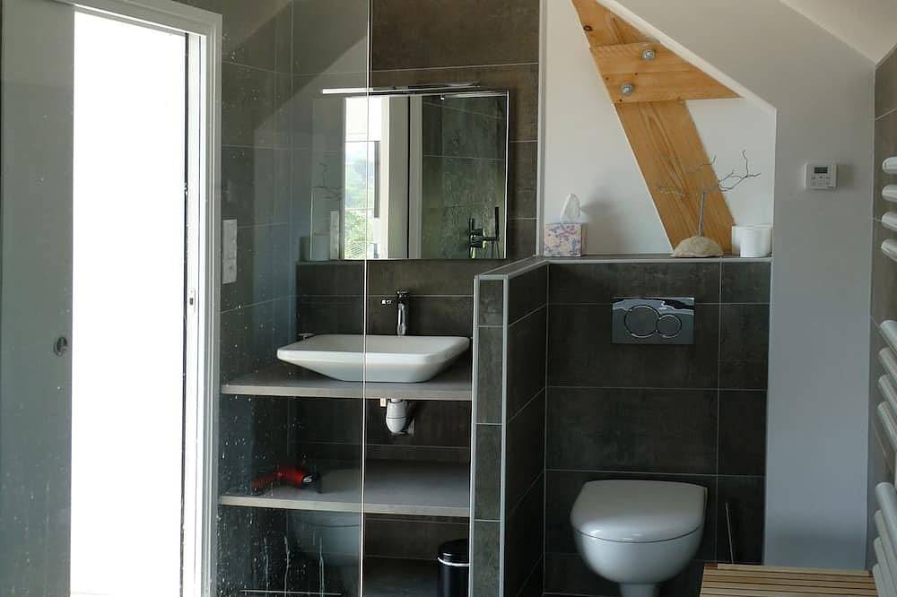 Villa 5★ vue mer panoramique à Morgat – Piscine, spa, plage à pied in Crozon, Région de Châteaulin
