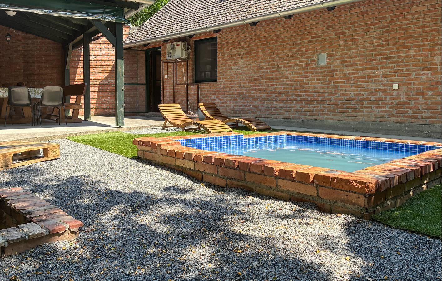 Incantevole appartamento con piscina e terrazza, a 800 m dal fiume Dunavac in Draž, Osijek-Baranja