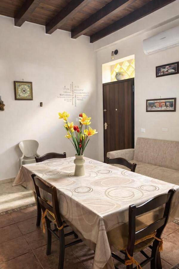 Location de vacances pour 6 personnes, avec vue à Santa Flavia - 2