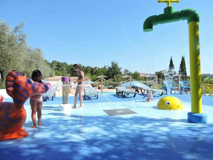 Camping pour 2 personnes, avec Piscine