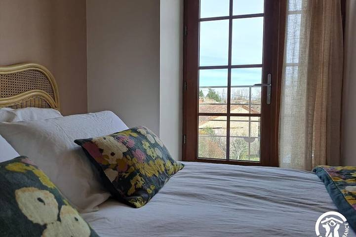 Location de vacances pour 4 personnes, avec jardin à Souel - 2