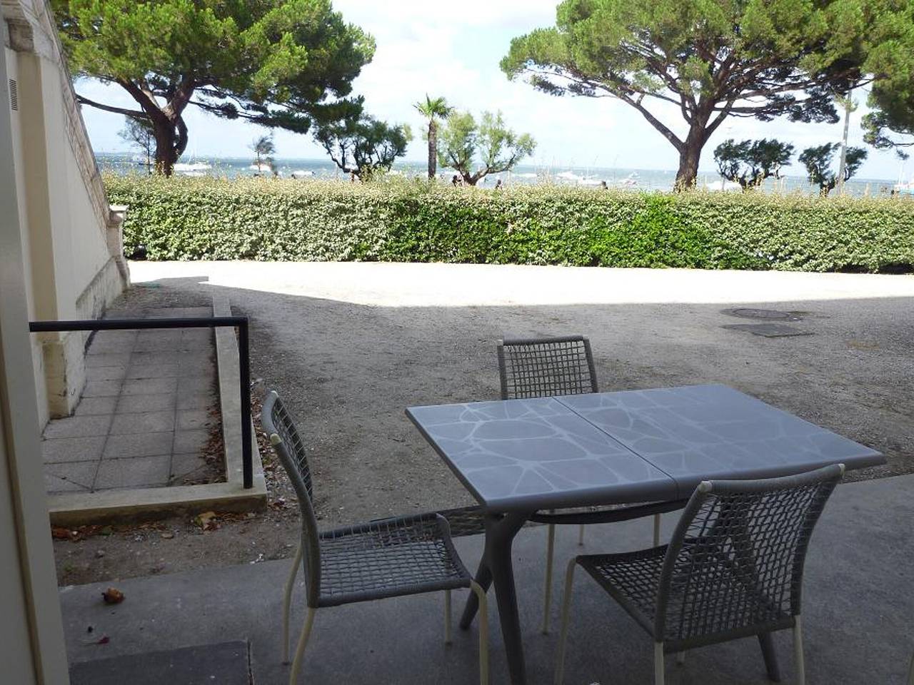 Appartement entier, Appartement en Centre-Ville avec Terrasse et Parking, Accès Direct à la Plage in Arcachon, Région d'Arcachon