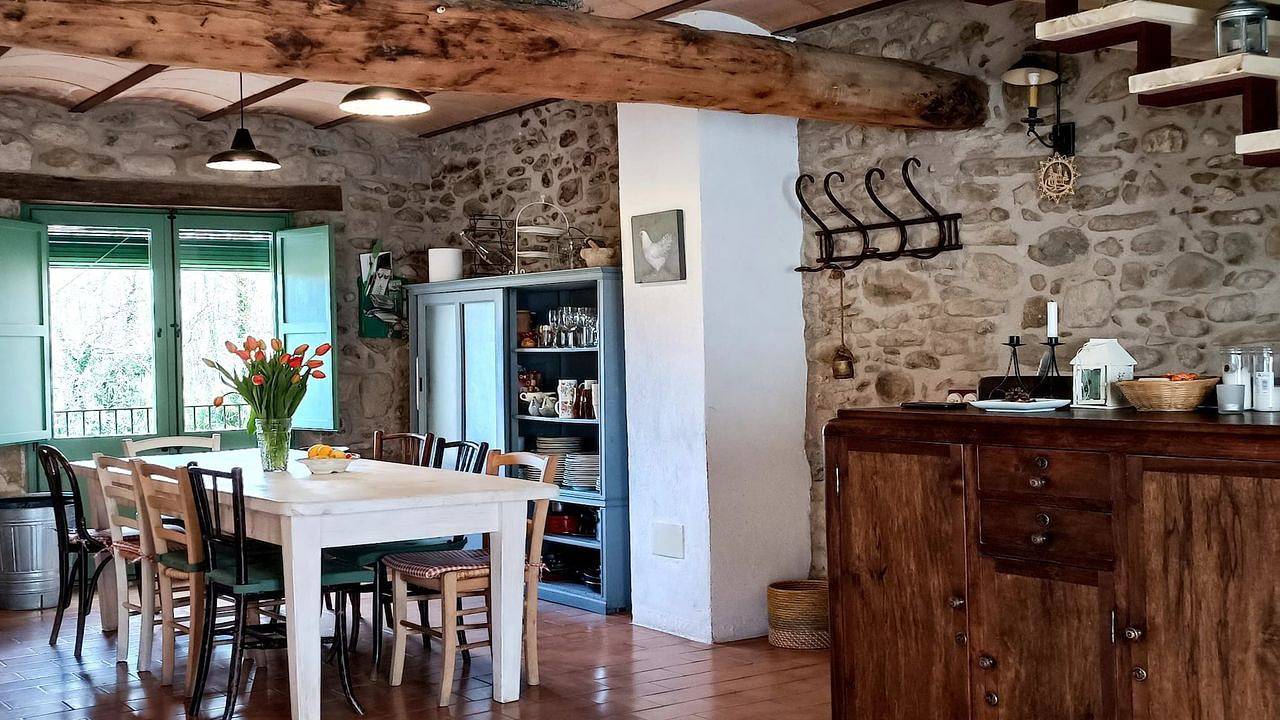 Casa de vacaciones para 9 personas con balcón in Mieres, Garrotxa