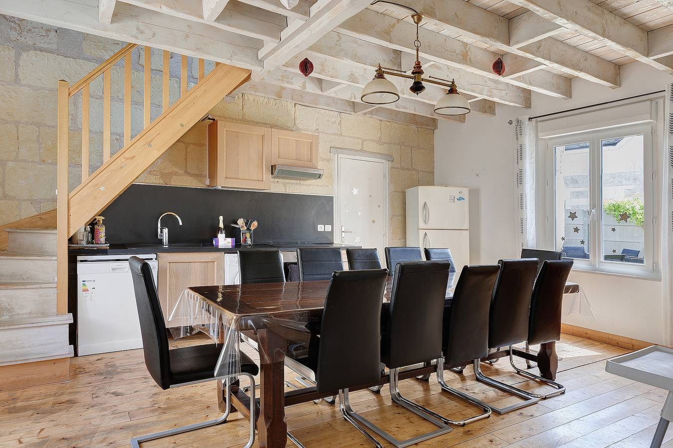 Le Gîte Des Anges - 12 personas, piscina privada, terraza y Wi-Fi in Angé, Región de Blois