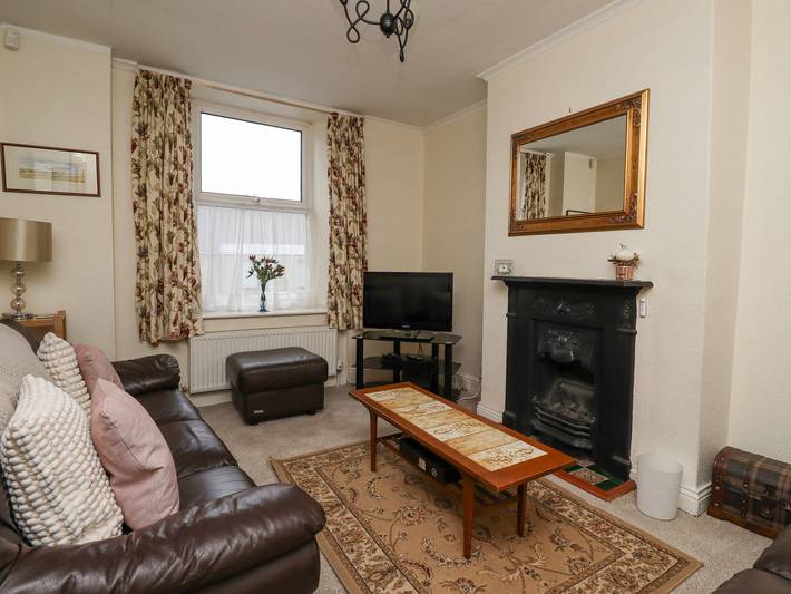 Log cabin for 6 people, with garden in Alnwick