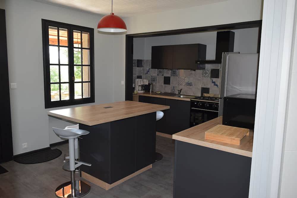 Le Quiet Gîte à la Campagne in Charbonnières-les-Vieilles, Riom en omgeving