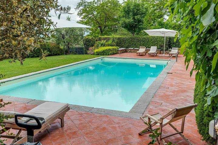 Villa Toscane met Privézwembad, Terras en Wi-Fi in Capraia e Limite, Provincie Florence