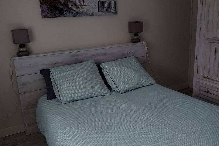 Gîte pour 5 personnes, avec terrasse et jardin à Surtainville - 2