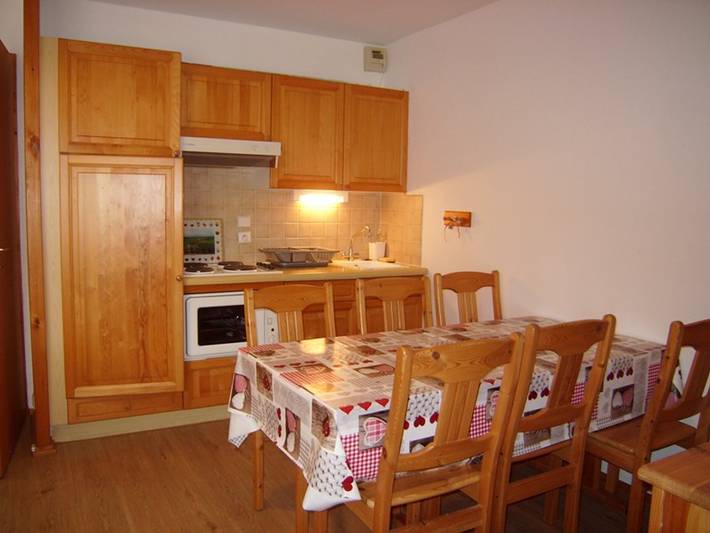 Ganze Wohnung, Charmante Wohnung für 4 Personen, 2 Schlafzimmer, Terrasse, TV, Garagenparkplatz in Crest-Voland, Albertville und Umgebung