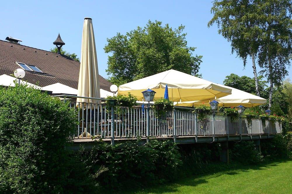Am See 90 Mobilhome am Wallersee in Seekirchen am Wallersee, Bezirk Salzburg-Umgebung