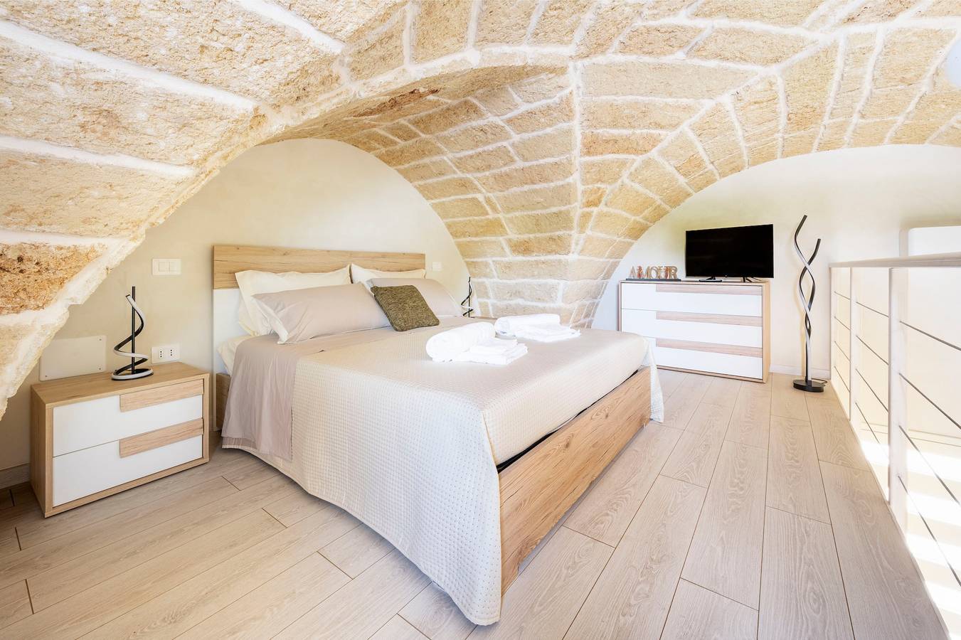 Holiday Home 'Il Rifugio Sotto La Volta' with Private Terrace, Wi-Fi and Air Conditioning in Castri di Lecce, Lecce-provinsen