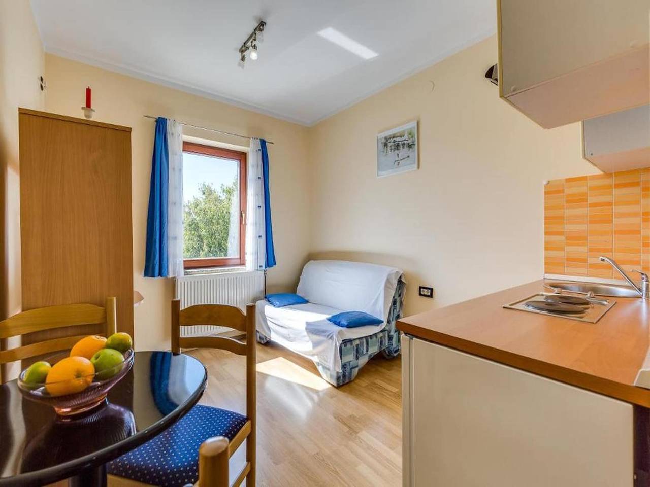 Geheel appartement, Appartement met zwembad en zeezicht in Obrovac in Obrovac, Zadar
