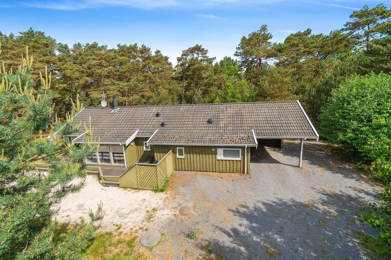 Home in Nexø with sauna in Sommerodden, Dueodde